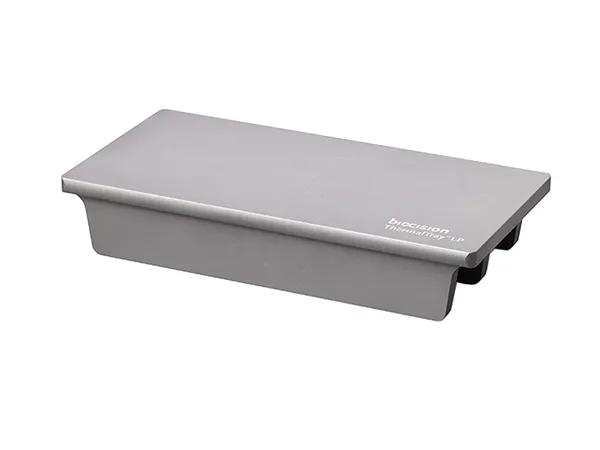 Thermoconductive Tray with Low-Profile