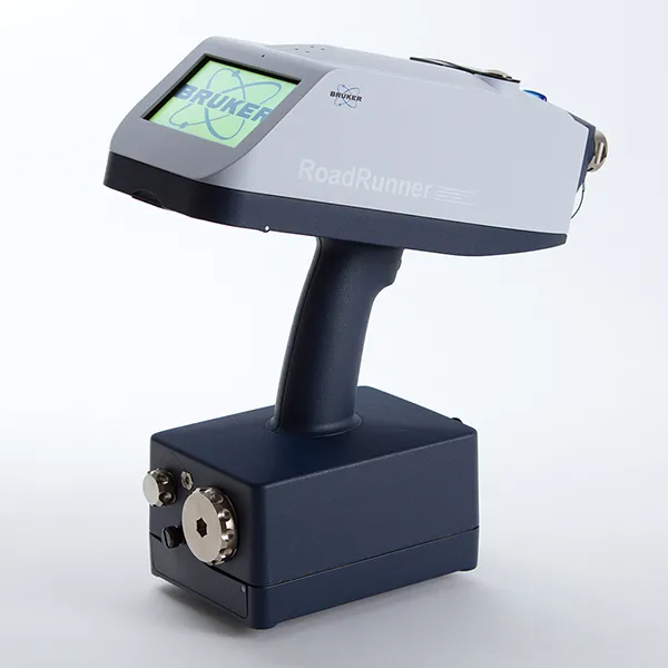 HANDHELD EXPLOSIVES AND NARCOTICS TRACE DETECTOR RoadRunner