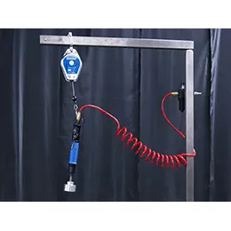 HAND-HELD CHUCK CAPPER