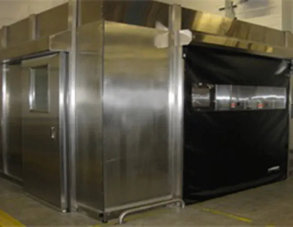Containment booths