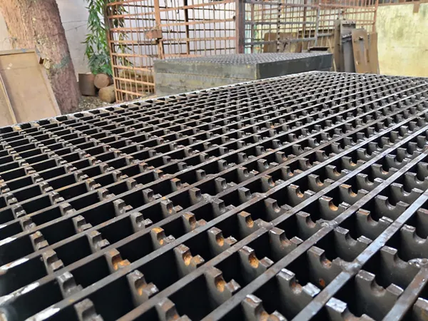 Manual Welded Grating