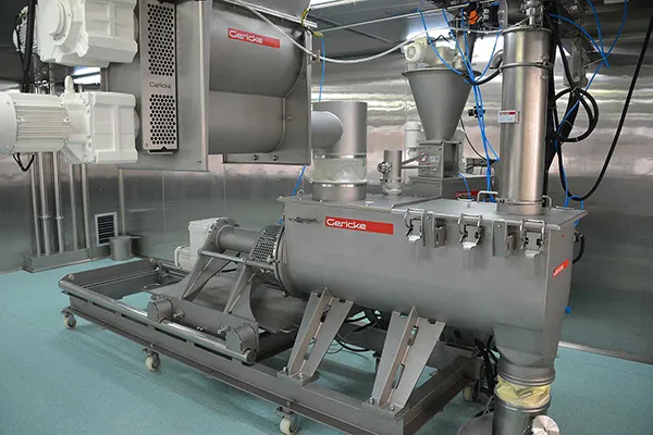 Continuous GCM mixer