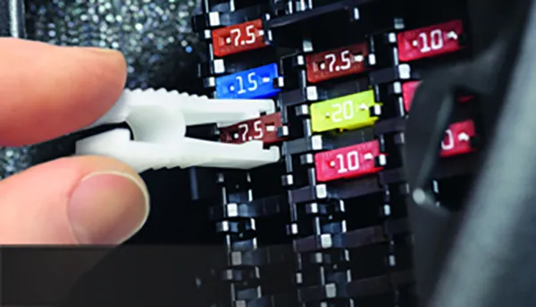 SPECIAL STRIPS FOR LOW-MELTING FUSES IN THE AUTOMOTIVE SECTOR
