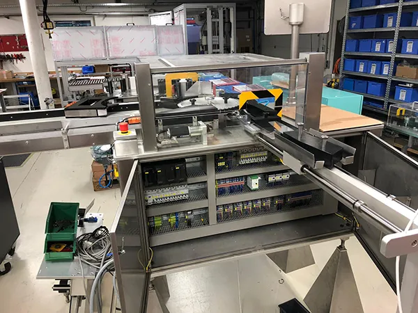 Bausch + Ströbel ESA1001 self-adhesive labeller for ampoules, vials, etc. Modernised and Upgraded 2019