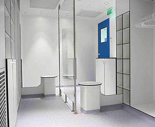 Airlocks and changing rooms
