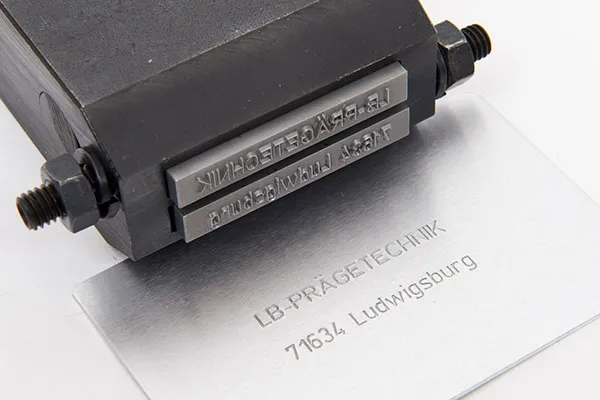 Type holder single or multi-row