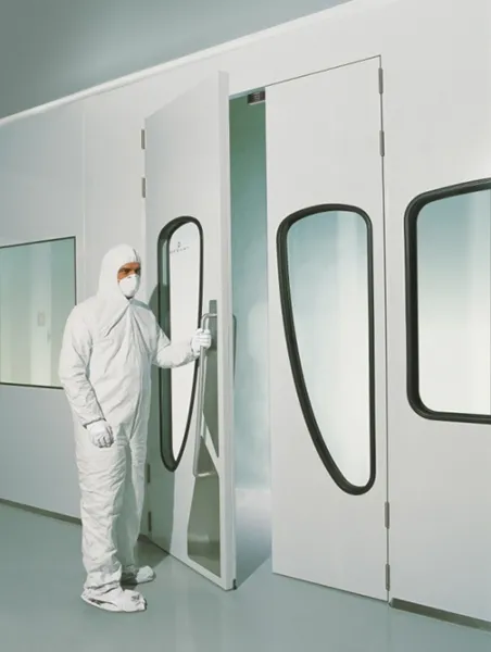 Cleanroom doors