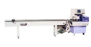 Compact reverse pillow packaging machine