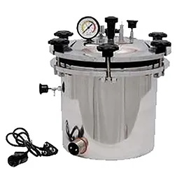 Portable Autoclave (PLT-105 A)