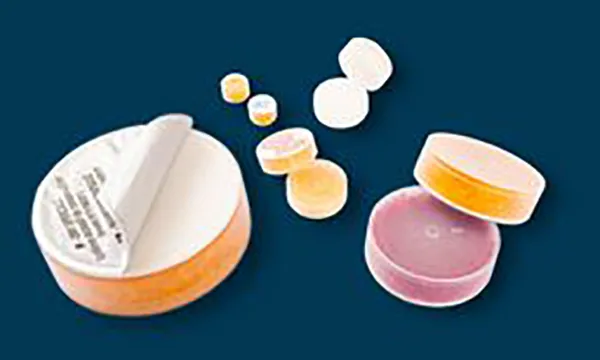 Desiccant capsules