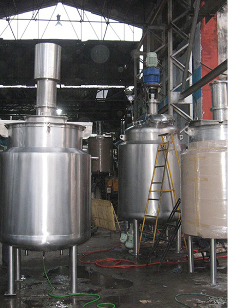 Reactors and Mixing Vessels