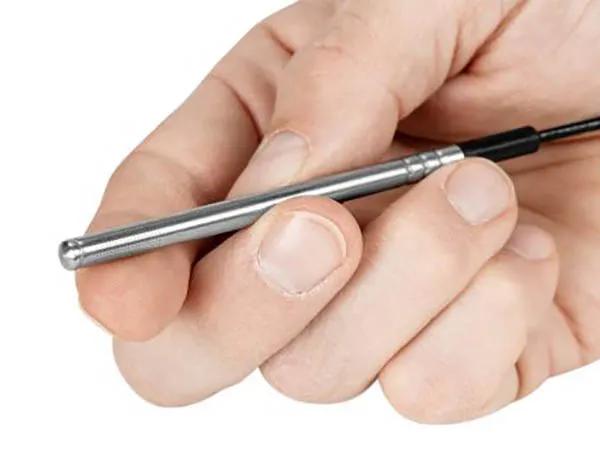 Compact Humidity and Temperature Probe HMP9