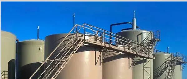 Gunbarrel tanks